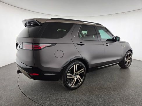 New 2026 Land Rover Discovery Limited Edition AWD/4WD image 2