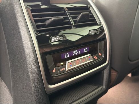 New 2026 BMW X5 xDrive40i w/ M Sport Package image 25