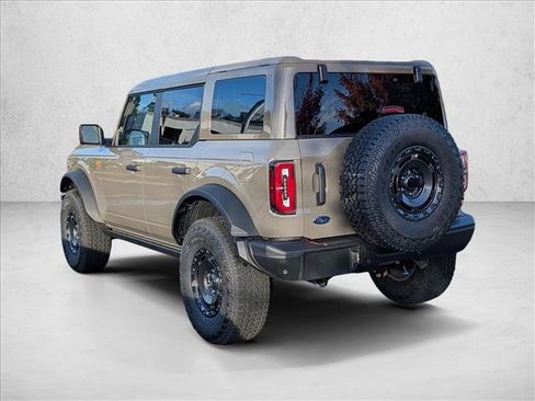 New 2025 Ford Bronco Badlands image 8