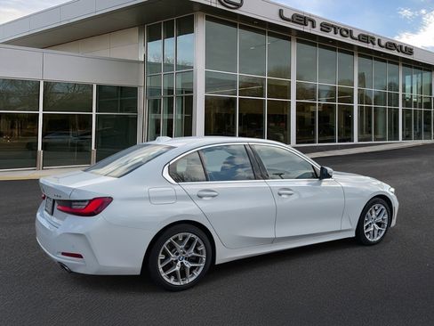 Used 2025 BMW 330i Sedan image 3