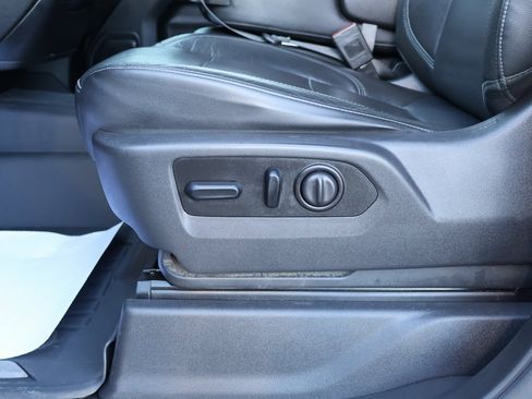 Certified 2020 GMC Sierra 1500 SLT w/ Driver Alert Package I image 15