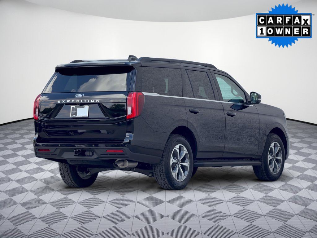 Used 2027 Ford Expedition Active AWD/4WD image 9