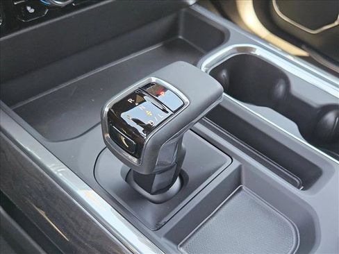 New 2026 Chevrolet Silverado 1500 LTZ w/ Z71 Off-Road Package AWD/4WD image 13