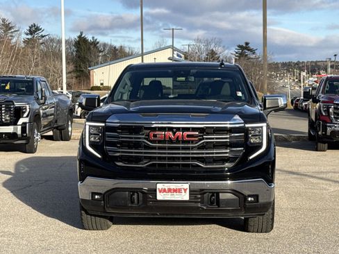 Used 2022 GMC Sierra 1500 SLT w/ SLT Premium Package image 2