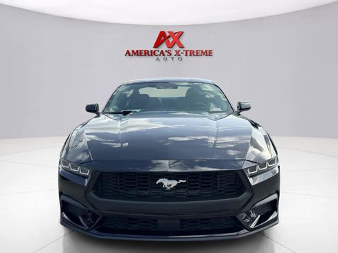 Used 2024 Ford Mustang Coupe RWD image 9