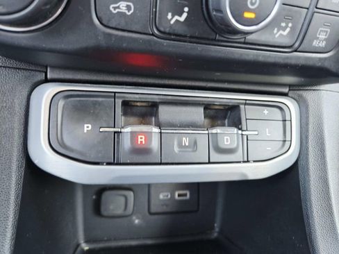 Used 2021 GMC Acadia SLE w/ Driver Convenience Package image 29