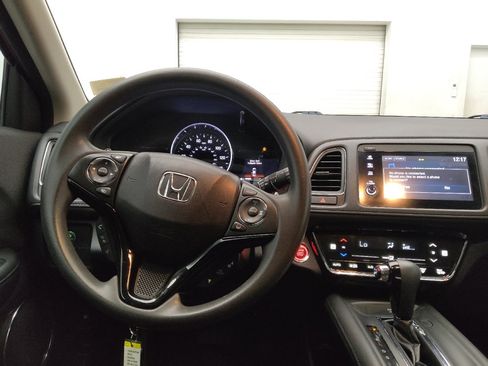 Used 2019 Honda HR-V EX image 22