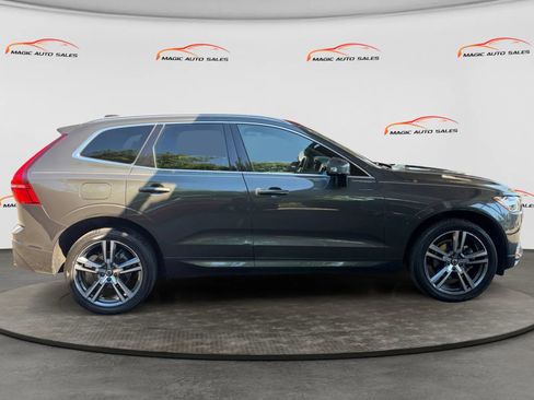 Used 2021 Volvo XC60 T5 Momentum w/ Protection Package AWD/4WD image 6