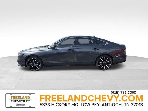 Used 2025 Honda Accord Touring image 6