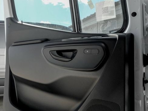 Used 2026 Mercedes-Benz Sprinter 3500 image 13