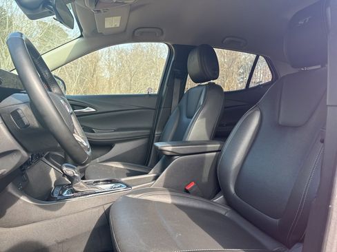 Used 2024 Buick Encore GX Sport Touring w/ Comfort Package image 9