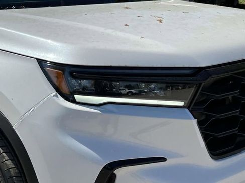 New 2025 Honda Pilot Sport image 8