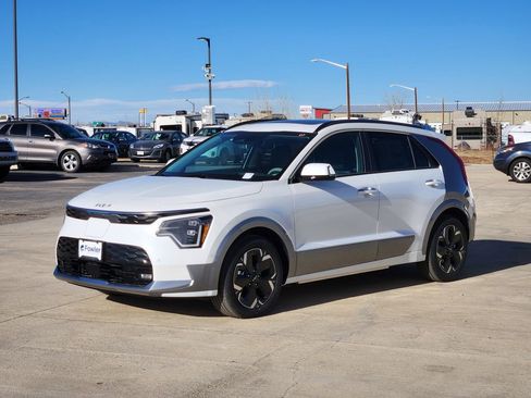 New 2025 Kia Niro Wave w/ Wave Preserve Package image 4