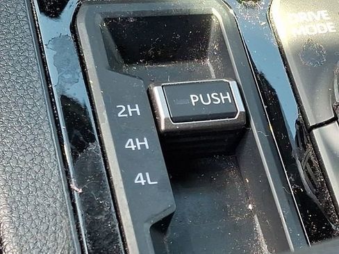 Used 2025 Toyota Tundra SR5 AWD/4WD image 24