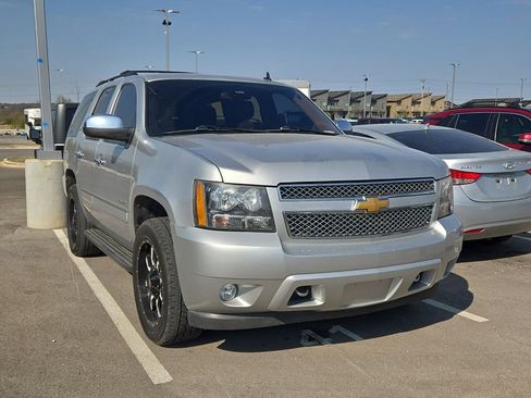 Used 2013 Chevrolet Tahoe LTZ image 4