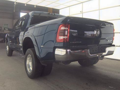 Used 2024 RAM 3500 Limited AWD/4WD image 12