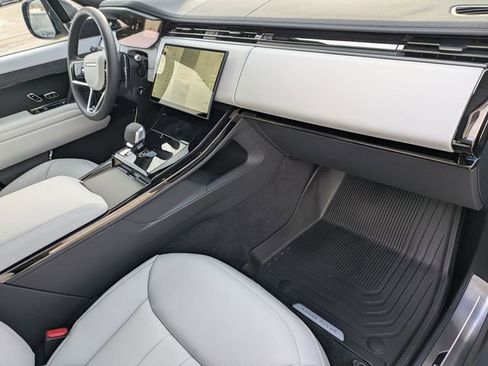 New 2026 Land Rover Range Rover Sport SE image 19