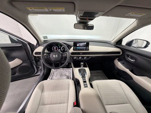 Used 2024 Honda HR-V LX image 19