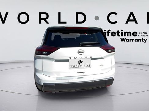 Used 2024 Nissan Rogue SL w/ SL Premium Package image 6