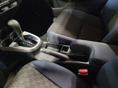 Used 2017 Honda Fit LX image 26