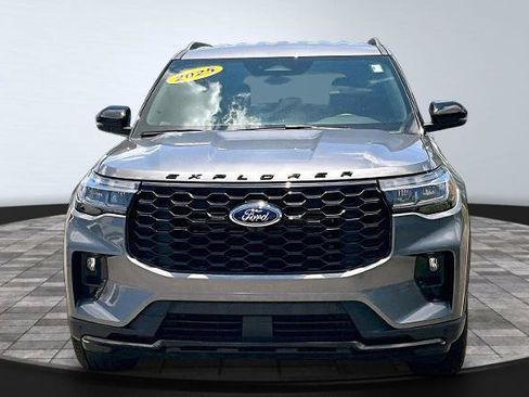 Certified 2025 Ford Explorer ST-Line w/ ST-Line Street Pack AWD/4WD image 3