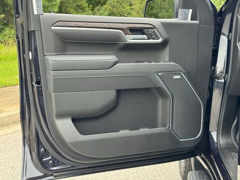 New 2026 GMC Sierra 1500 SLT w/ SLT Premium Plus Package image 17