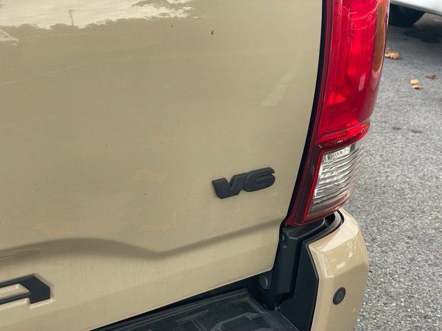 Used 2019 Toyota Tacoma TRD Sport AWD/4WD image 28