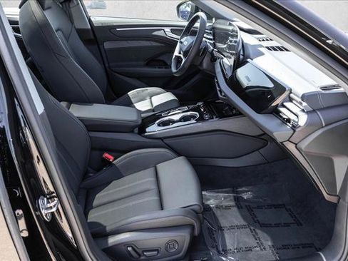 New 2026 Audi A6 Premium Plus AWD/4WD image 26