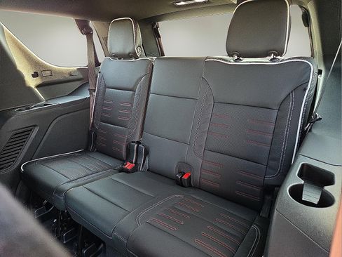 Used 2025 GMC Yukon AT4 Ultimate w/ LPO, Floor Liner Package image 10