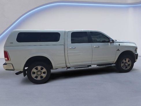 Used 2018 RAM 3500 Laramie AWD/4WD image 4