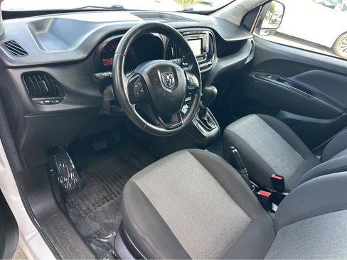 Used 2019 RAM ProMaster City Tradesman SLT FWD image 16