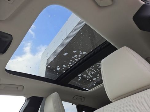 Used 2025 Lexus RX 350 AWD image 9