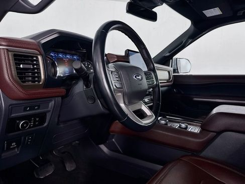 Used 2023 Ford Expedition Max Limited image 12