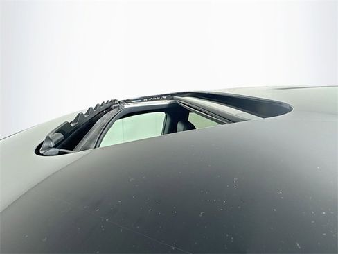 Used 2024 Honda Odyssey Sport image 12