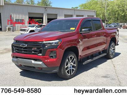 Used 2023 Chevrolet Colorado Z71 w/ Z71 Convenience Package 2