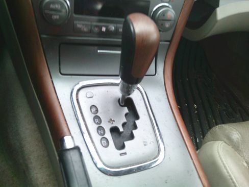 Used 2005 Subaru Outback 3.0R L.L. Bean image 12