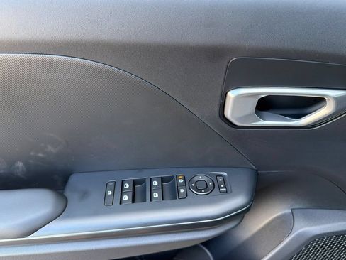 New 2026 Kia K4 FWD image 8