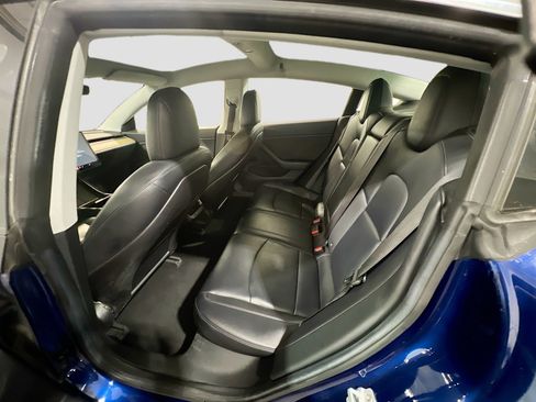 Used 2017 Tesla Model 3 Long Range image 18