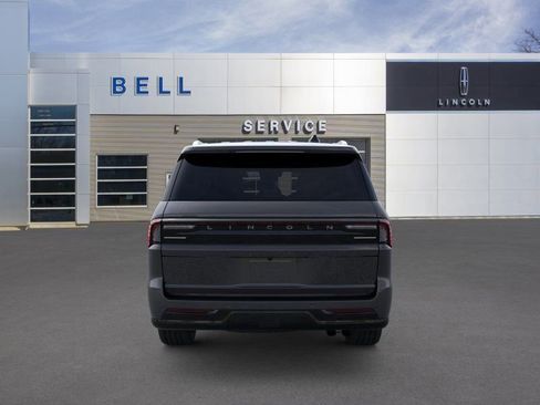 New 2025 Lincoln Navigator L Reserve AWD/4WD image 5