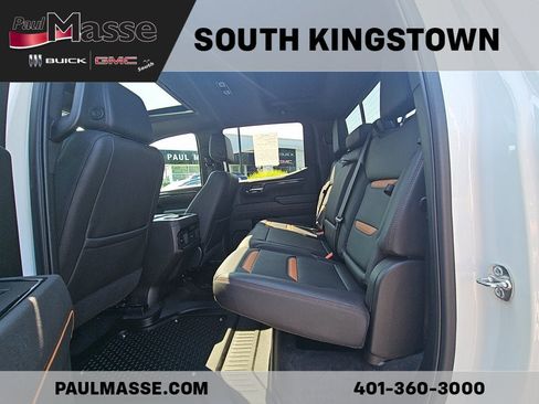 Used 2025 GMC Sierra 1500 AT4 w/ AT4 Premium Package AWD/4WD image 18