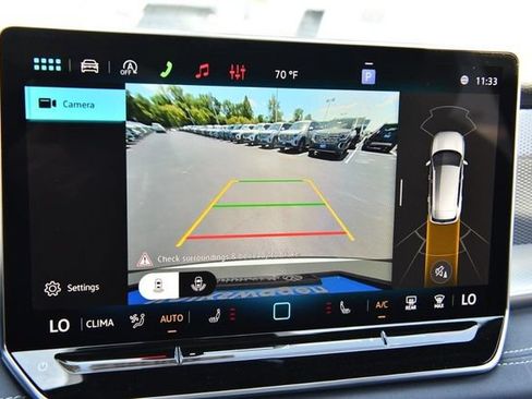 New 2026 Volkswagen Tiguan SE R-Line AWD/4WD image 13