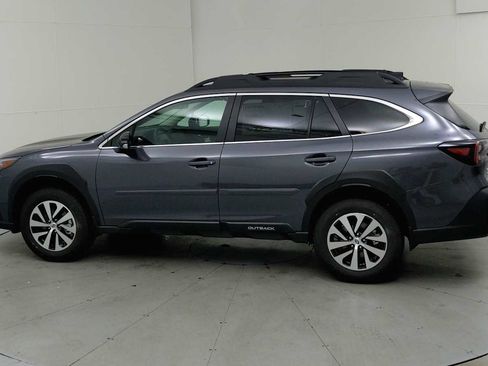 New 2025 Subaru Outback Premium image 6