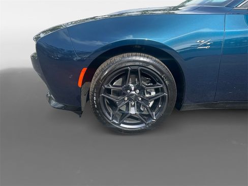 New 2024 Dodge Charger R/T w/ Plus Group image 15