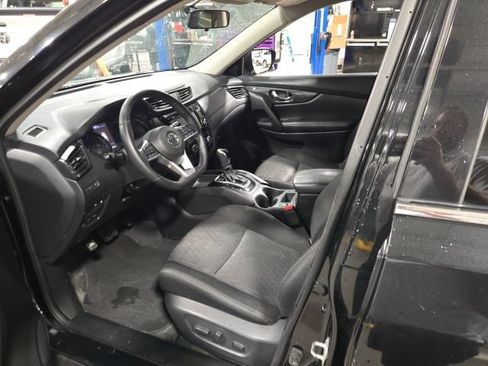 Used 2018 Nissan Rogue SV AWD/4WD image 14