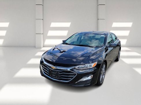 Used 2024 Chevrolet Malibu LT image 1