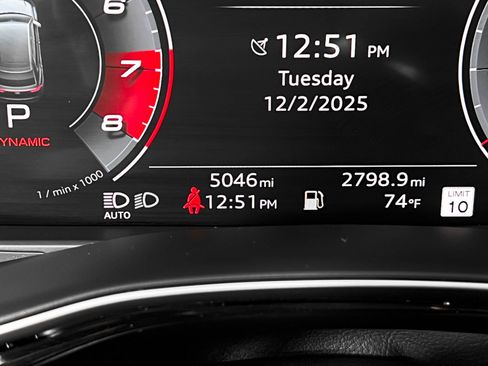 Certified 2024 Audi SQ8 Prestige image 27