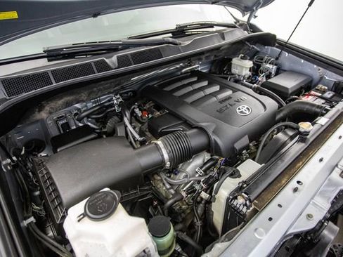 Used 2014 Toyota Sequoia Limited image 49