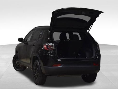 New 2026 Jeep Compass Latitude image 29