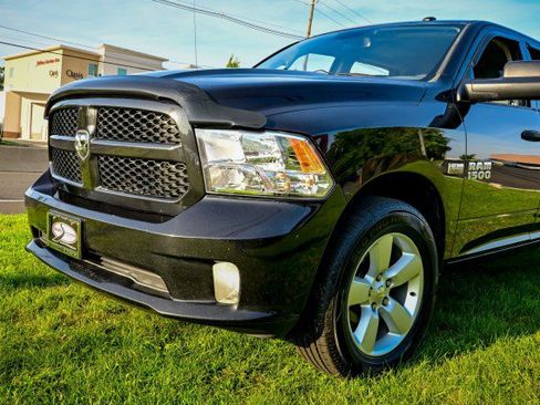 Used 2016 RAM 1500 Express AWD/4WD image 9