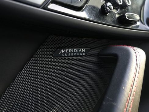 Used 2016 Jaguar F-TYPE S image 22